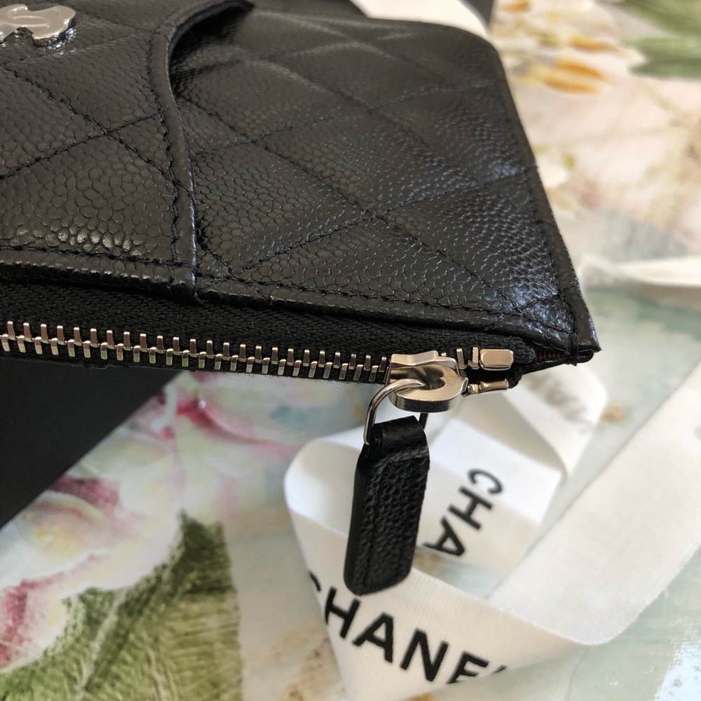 Brand new Chanel black phone wallet SHW - Picture 7 of 16